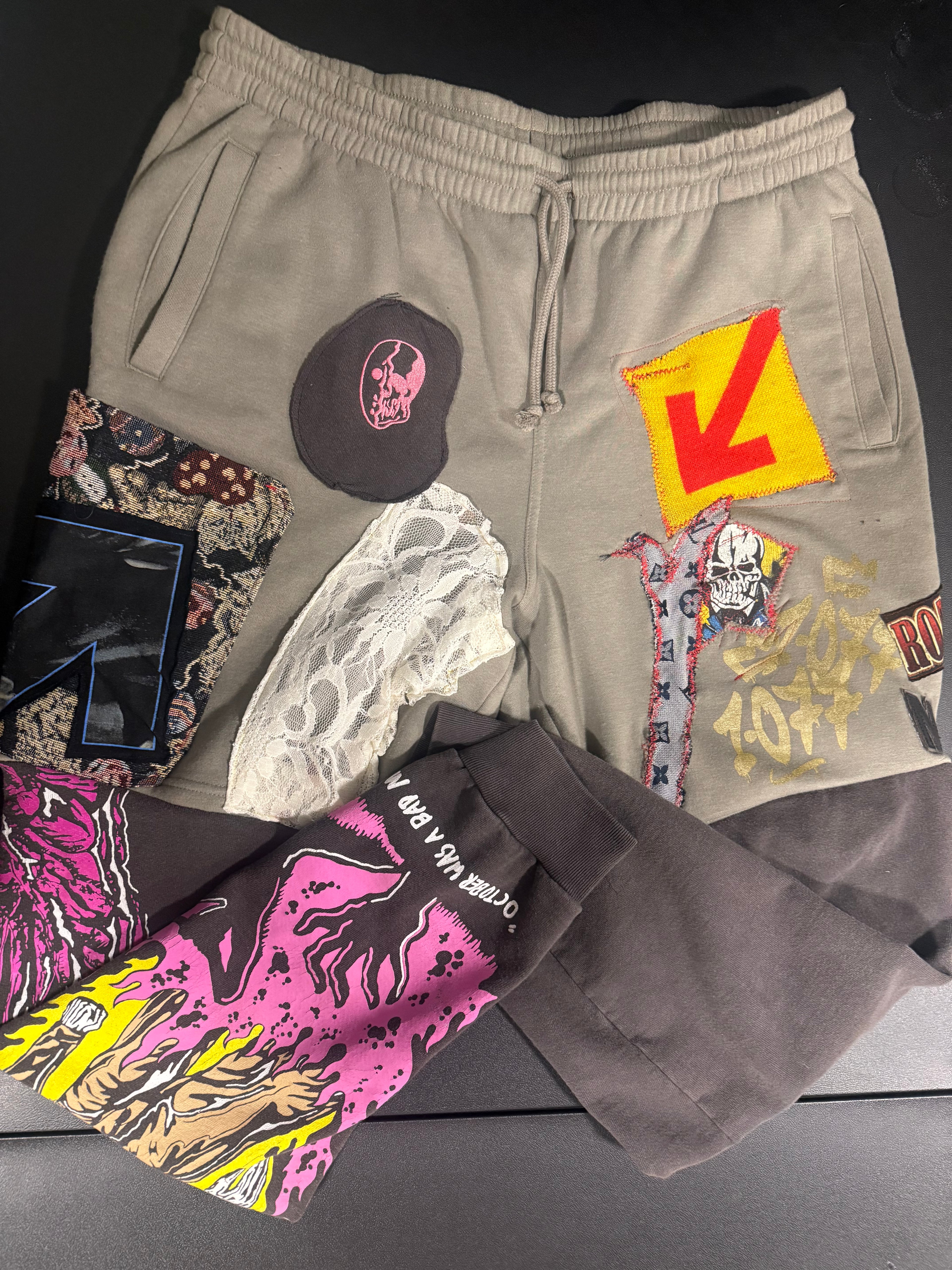 Organized chaos sweats (size:xl)