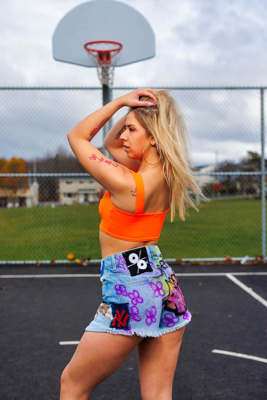 Streets raised me short shorts (size-sm)